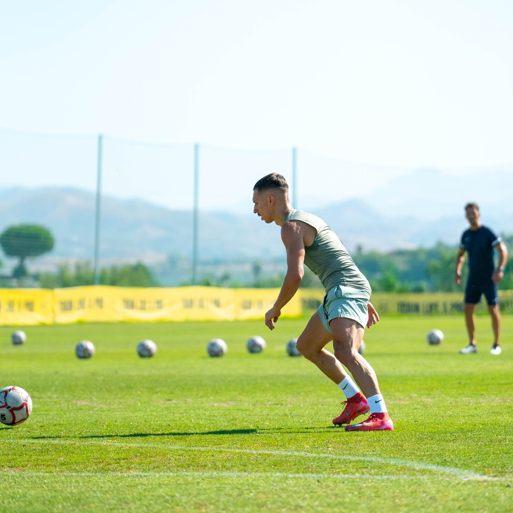 Bryan Zaragoza RC Celta- Bayern de Munich- Granada CF INTERNACIONAL